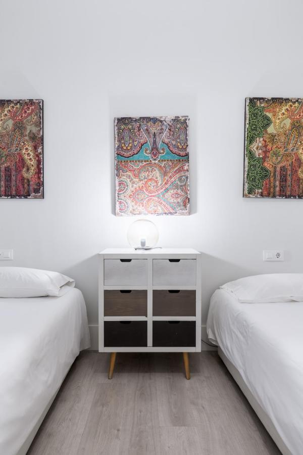 Aoa Green Gardens Suites Севілья Екстер'єр фото