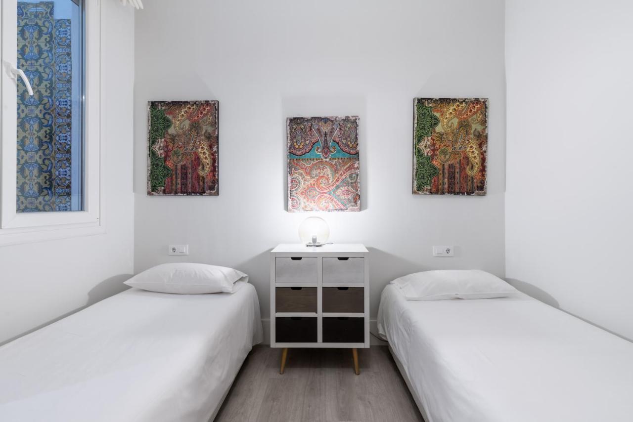 Aoa Green Gardens Suites Севілья Екстер'єр фото