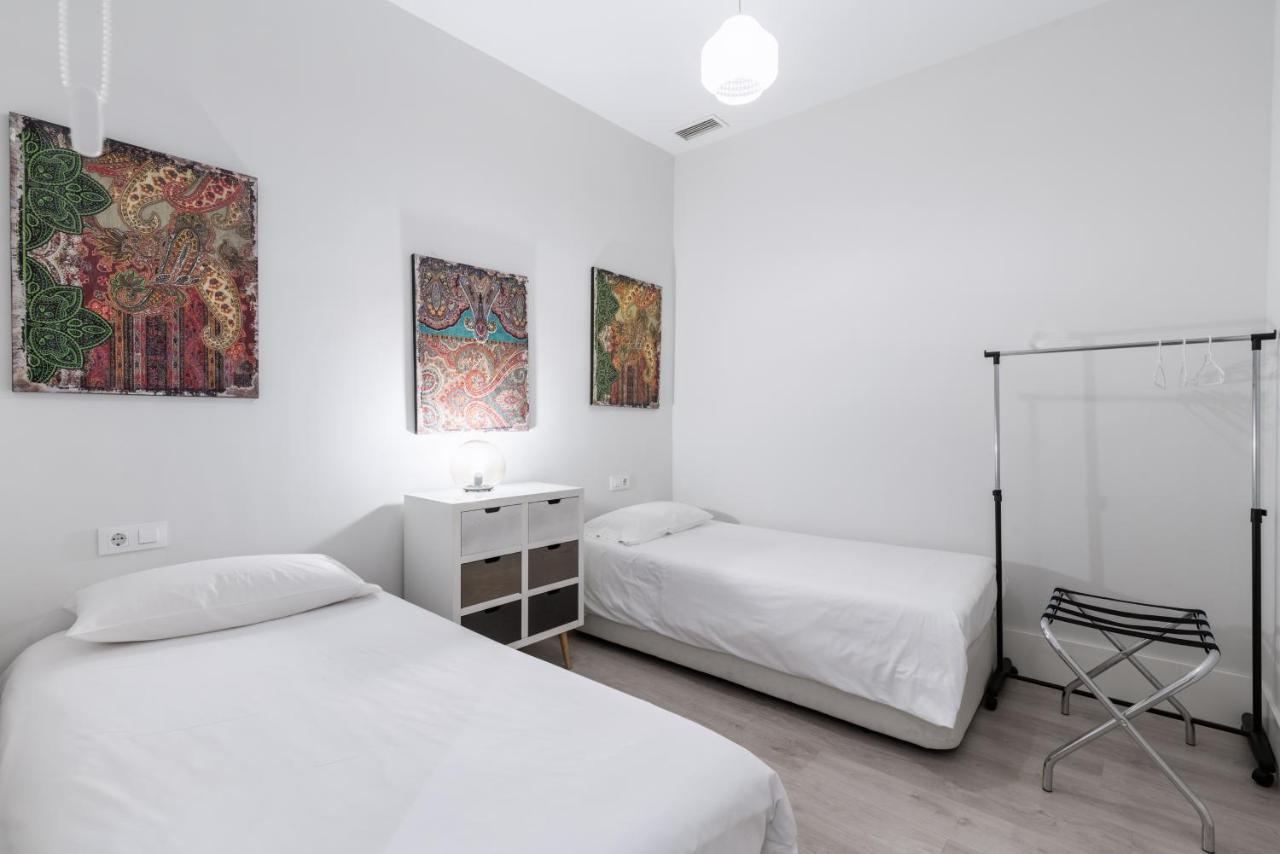 Aoa Green Gardens Suites Севілья Екстер'єр фото